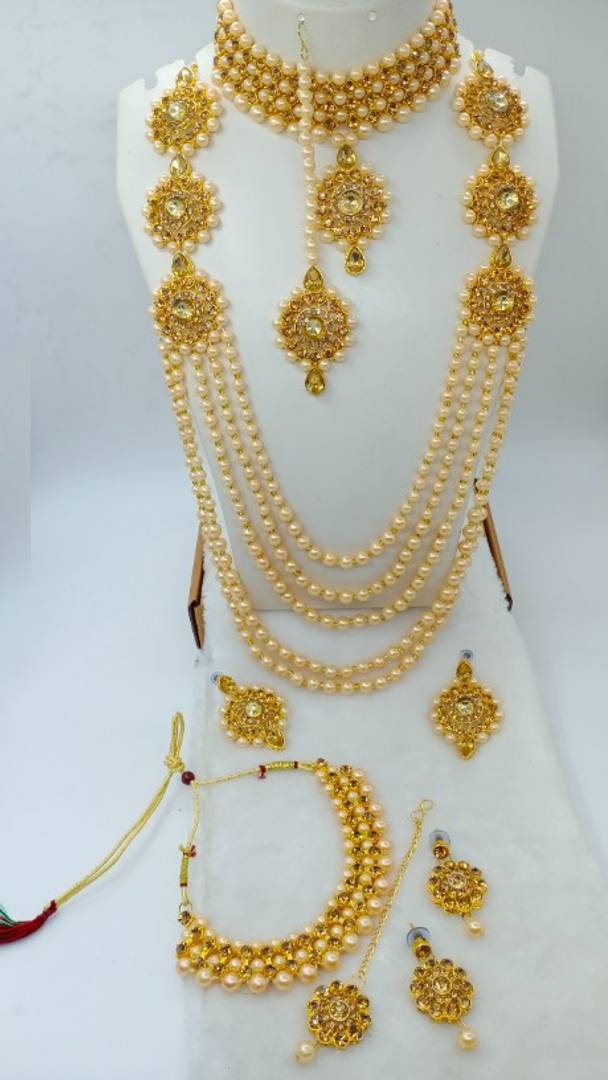 Stylish Women Alloy Jewellery Sets